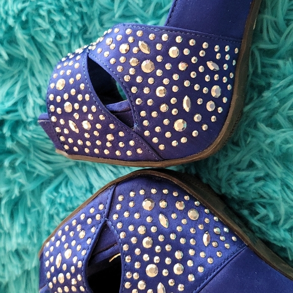 Deb Royal Blue Satin Peep Toe Heels Size 8.5 - Picture 6 of 9
